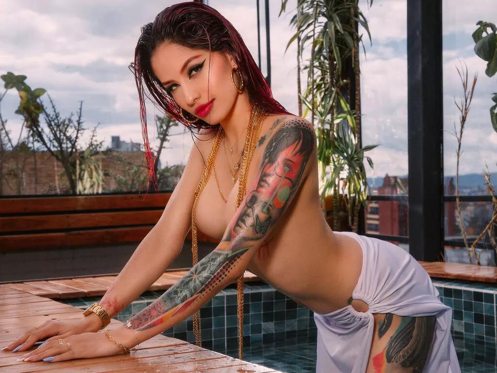 Join LiveJasmin's Amia Amia from LiveJasmin