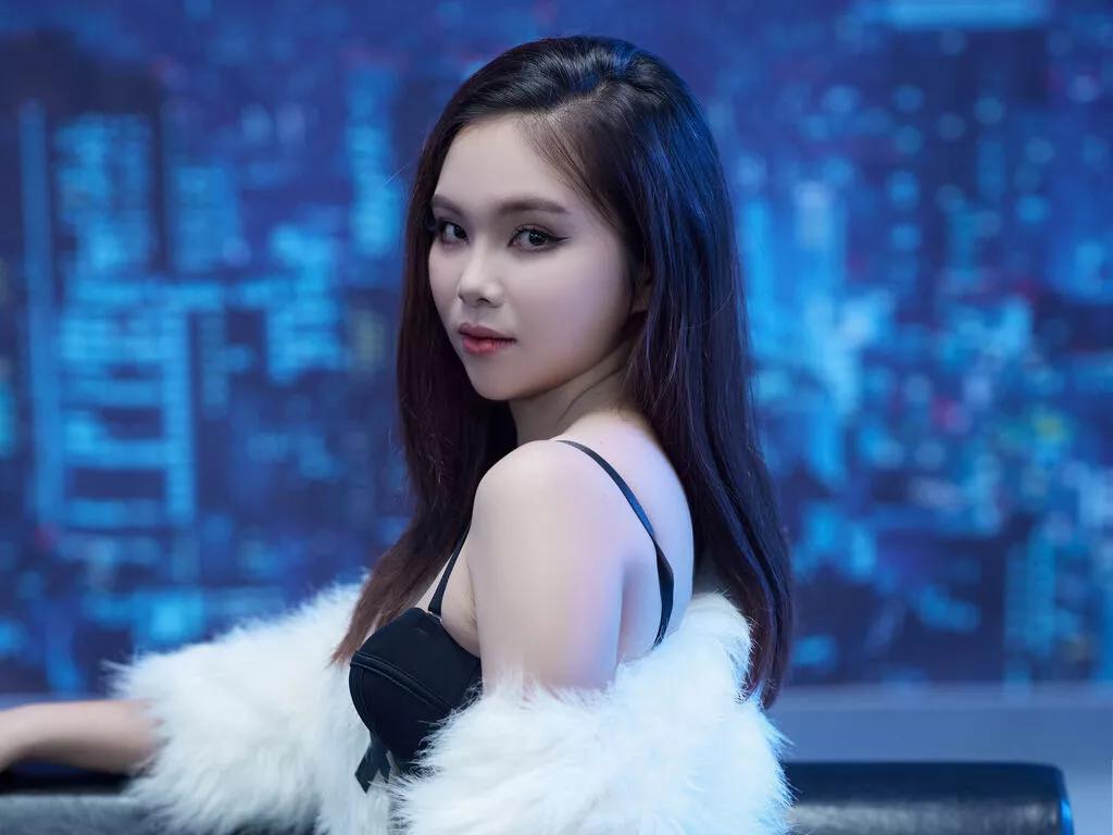 Dirty AnnaErena wants you to fuck her body now AnnaErena from LiveJasmin