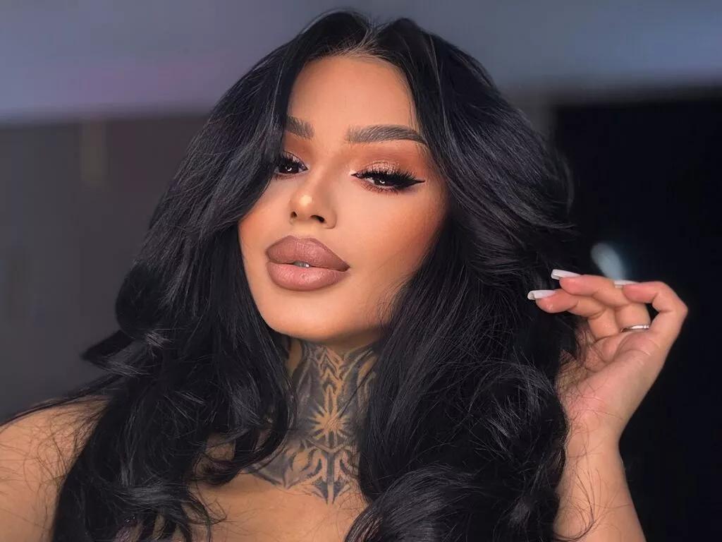 Admire 26 years old CherrieMadisson from LiveJasmin CherrieMadisson from LiveJasmin