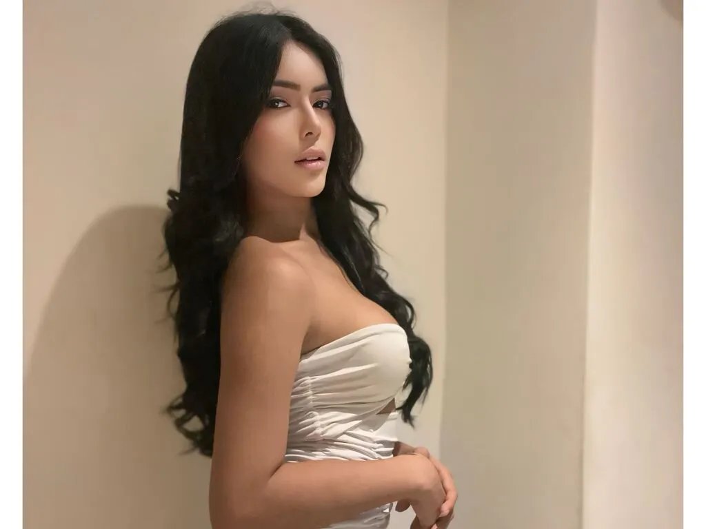 CristleMorre from LiveJasmin