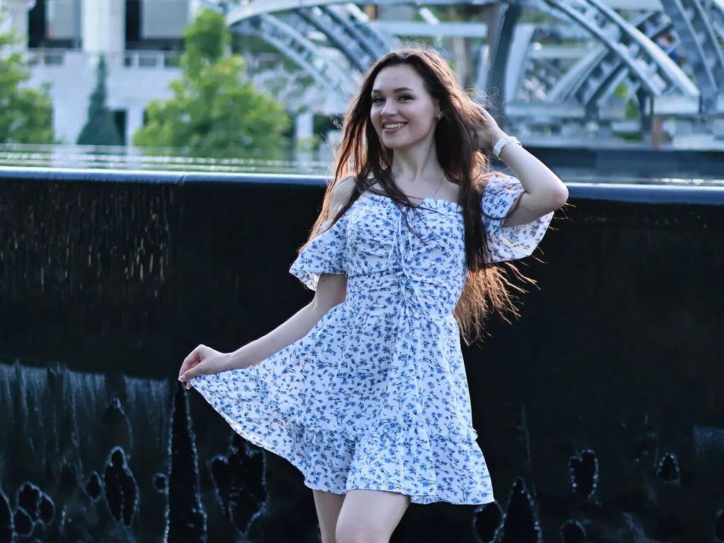 Discover LiveJasmin's DaisyAngrisano DaisyAngrisano from LiveJasmin