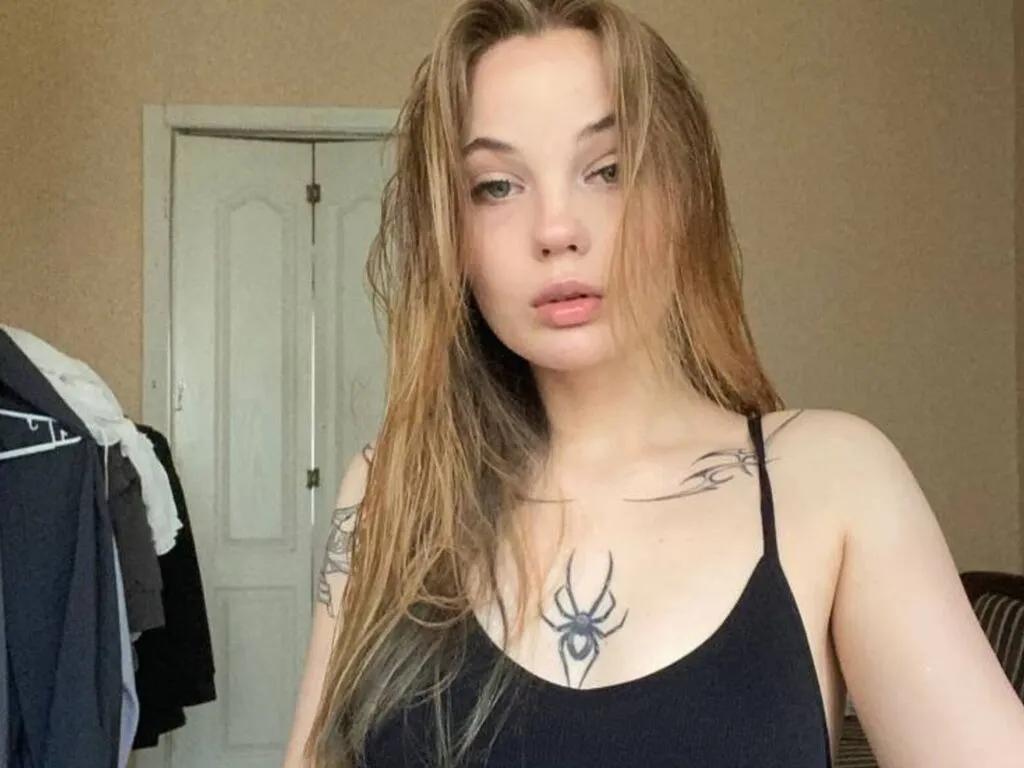 Slutty DungDelph wants you to fuck her body now DungDelph from LiveJasmin