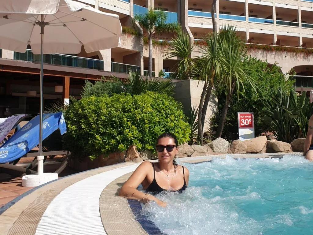 Admire EllyParker, she wants to masturbate for you EllyParker from LiveJasmin