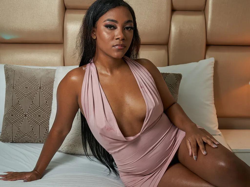 Sexy EmmaCourth wants you to fuck her body now EmmaCourth from LiveJasmin