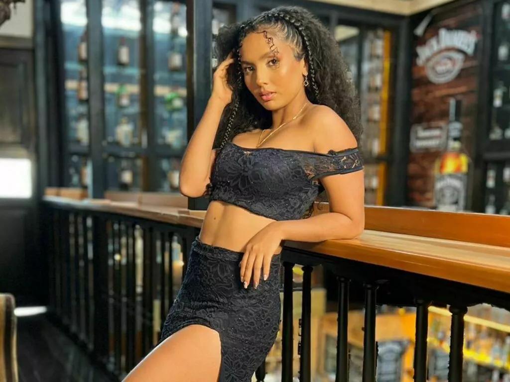 Slutty EmmaLower wants you to fuck her body now EmmaLower from LiveJasmin