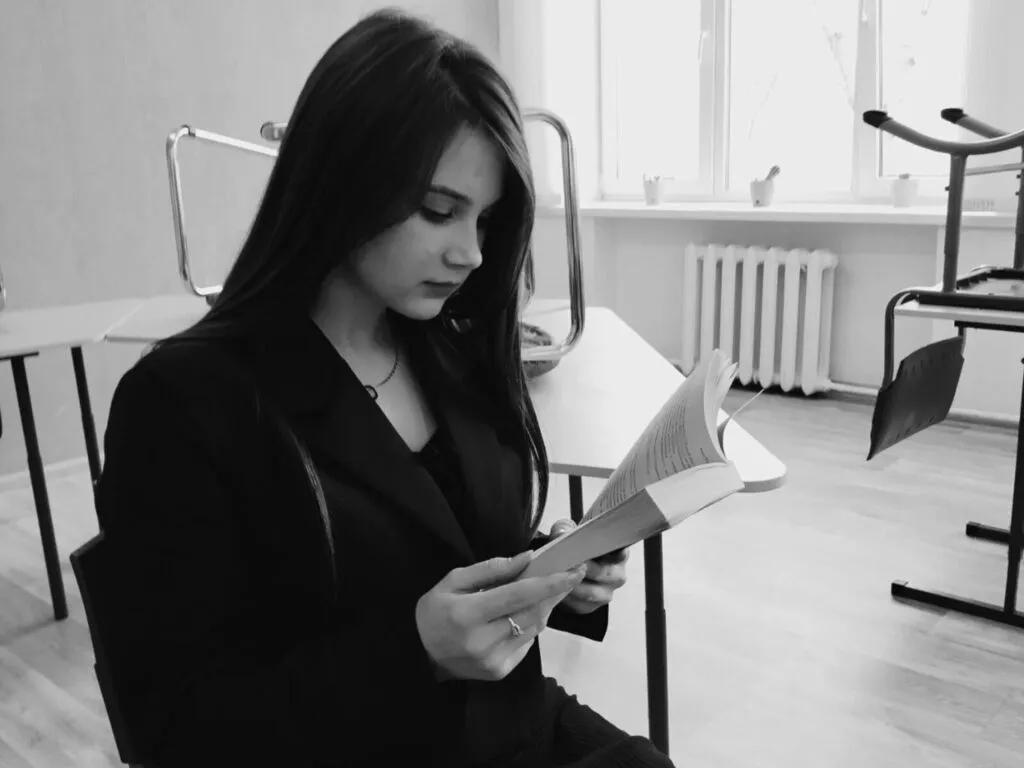 Admire 18 years old EnricaElis from LiveJasmin EnricaElis from LiveJasmin