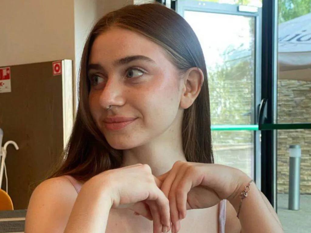 Watch sweet stripper FlorenceClutter FlorenceClutter from LiveJasmin