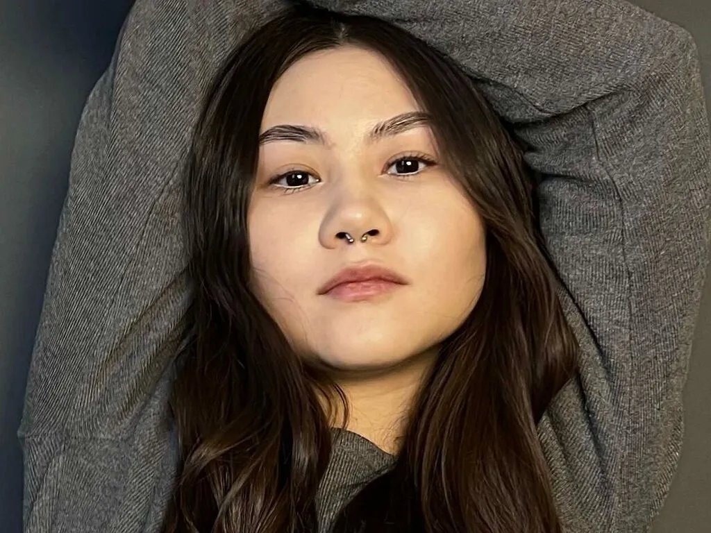 JuneHodnefield from LiveJasmin