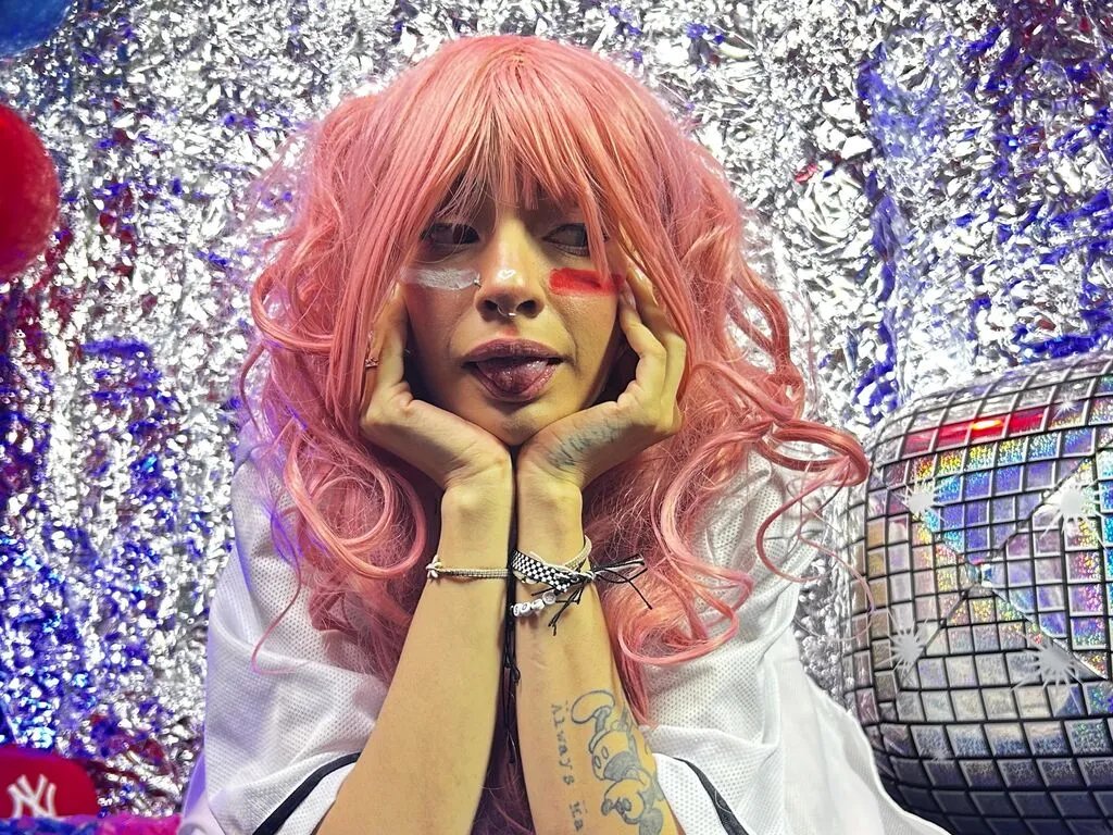 Join LiveJasmin's LaurenEvansRosse LaurenEvansRosse from LiveJasmin