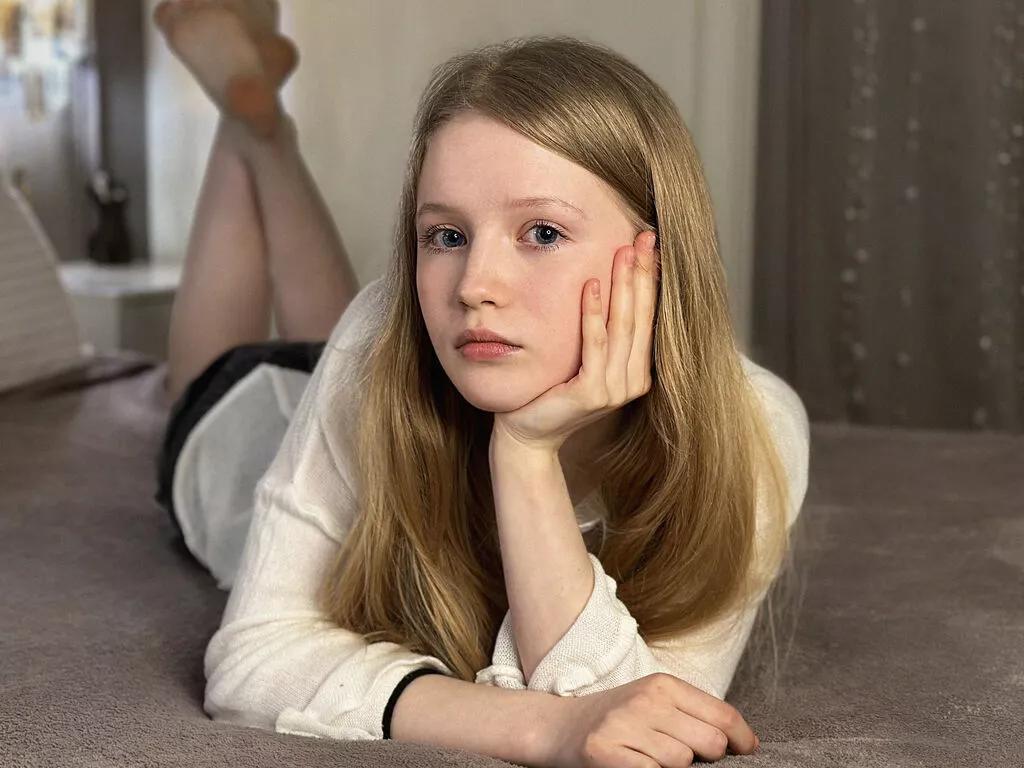 LilianHoward from LiveJasmin