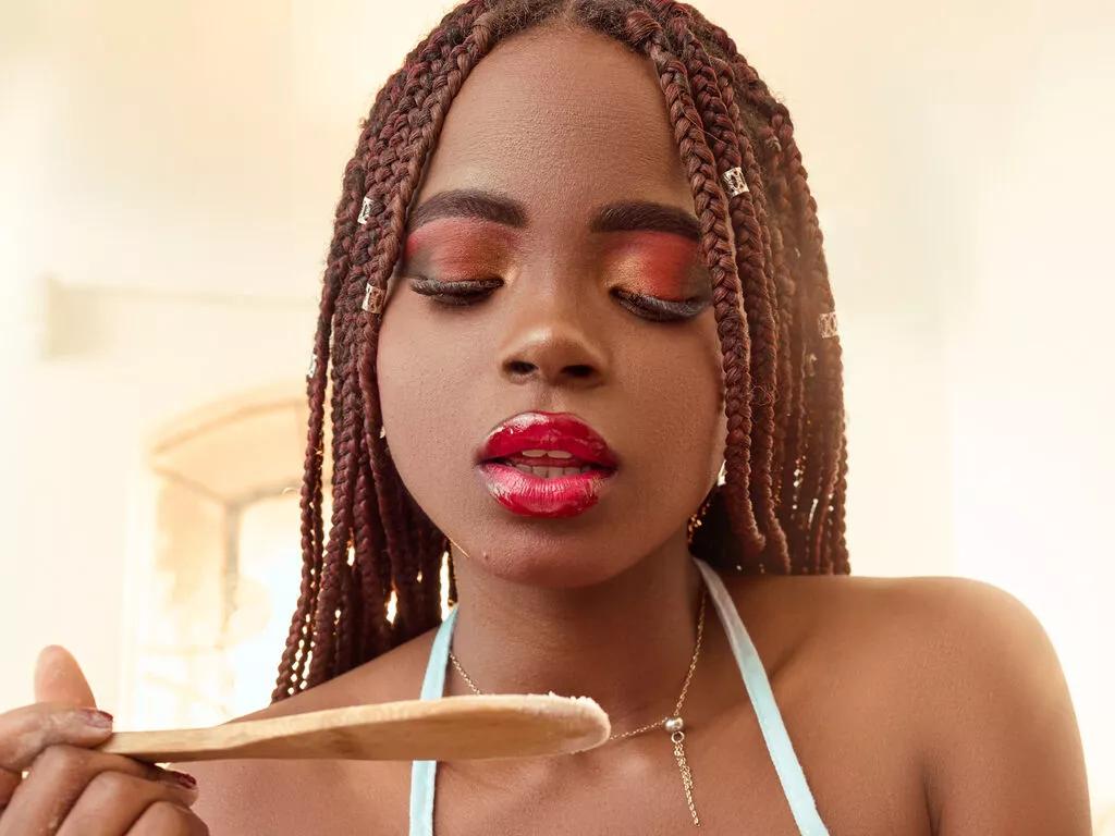 LindaBree from LiveJasmin