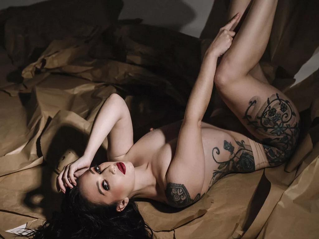 LucyStrike from LiveJasmin