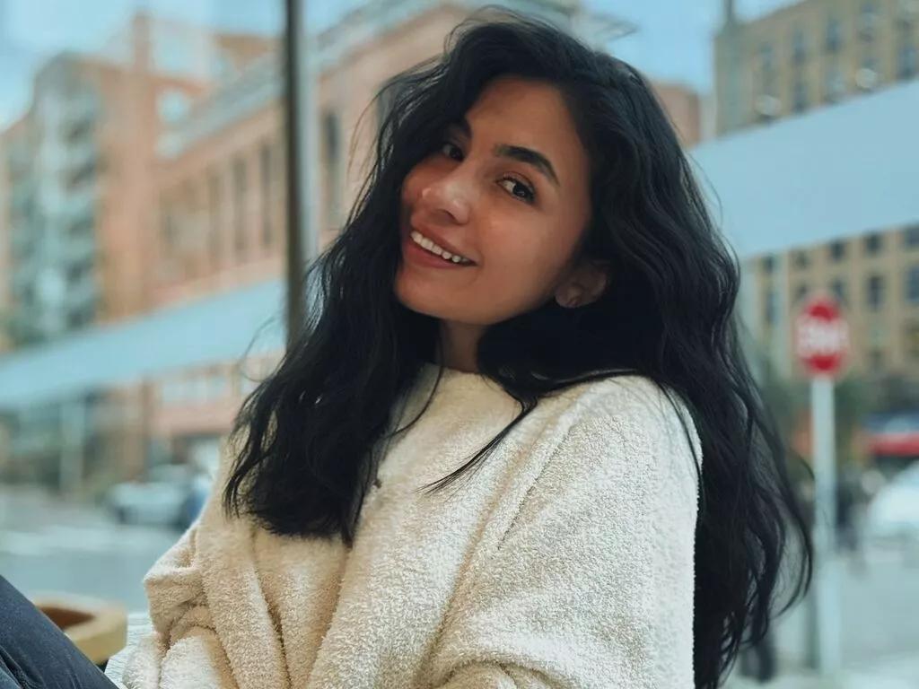 Explore MarieLima, she wants to masturbate for you MarieLima from LiveJasmin