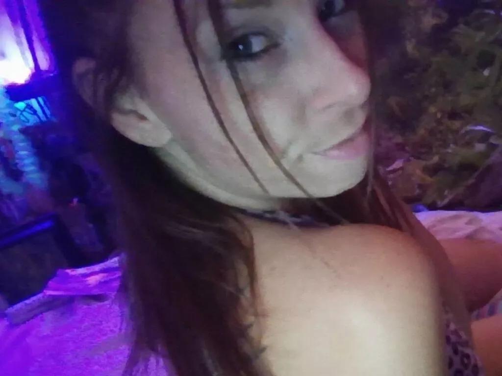 Amazing MollyDevine wants you to fuck her body now MollyDevine from LiveJasmin