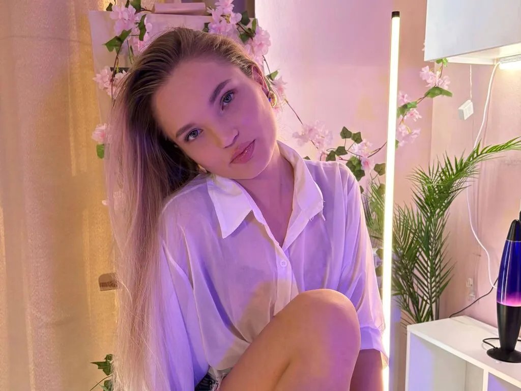 OraEastern from LiveJasmin