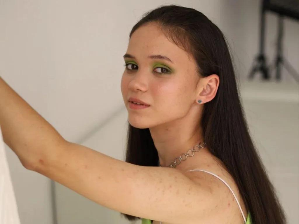 Watch sexy camslut PansySeveryn PansySeveryn from LiveJasmin