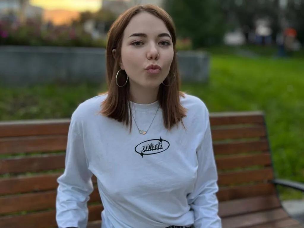 Slutty PegGubin wants you to fuck her body now PegGubin from LiveJasmin