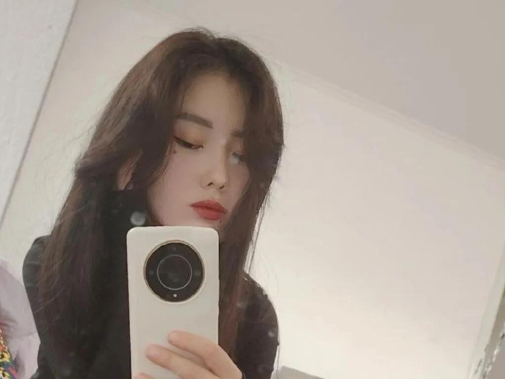 Slutty RaeannReimmer wants you to fuck her body now RaeannReimmer from LiveJasmin