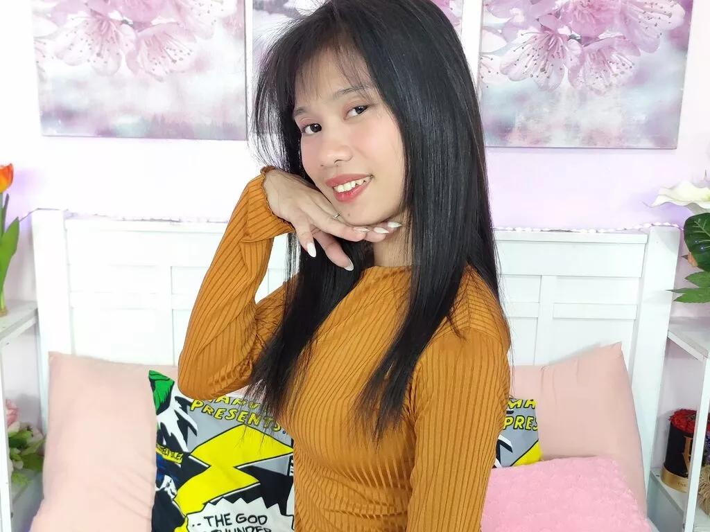 Explore LiveJasmin's StellaQuinn StellaQuinn from LiveJasmin