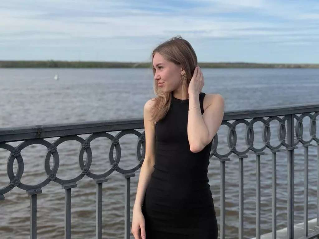 VictoriaAsh from LiveJasmin