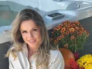 AdellineCarter from Streamate