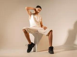 Adonis_wb from Streamate