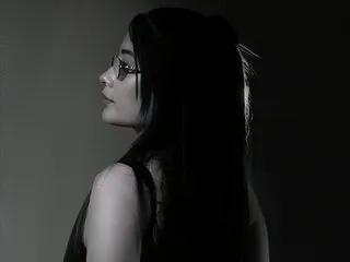 Join hot stripper AlharaLuna AlharaLuna from Streamate