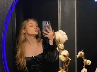 Try AngyyEyess, she wants to masturbate for you AngyyEyess from Streamate