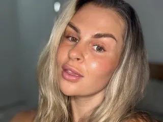 ClaraXVale from Streamate