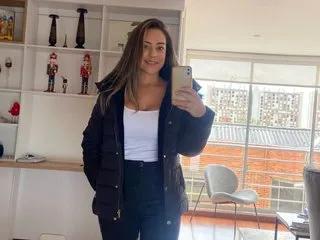 HoneyLove81 from Streamate