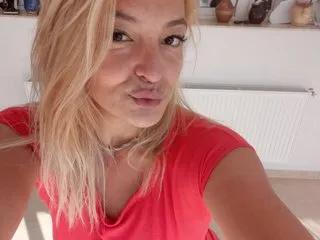 Watch Ladyrubbyx, she wants to masturbate for you Ladyrubbyx from Streamate