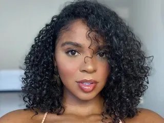 LIISAMENDEZ from Streamate