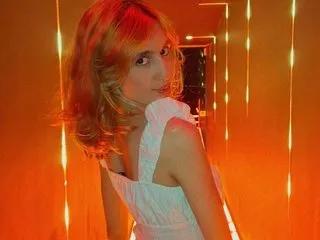 LovelyAliice from Streamate