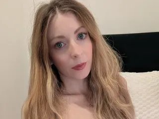 LunaRiva from Streamate