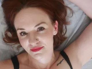MadelynMilfNextDoor from Streamate