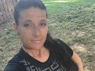 Explore NaomiKissinger, she wants to masturbate for you NaomiKissinger from Streamate