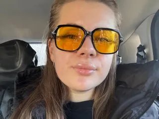 NikaShadow from Streamate