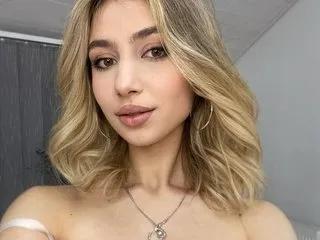 SarahTray from Streamate