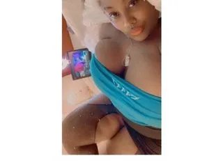 Sexylexy33 from Streamate