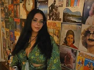 SexySe7en77 from Streamate