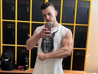 ThomasHoward31 from Streamate