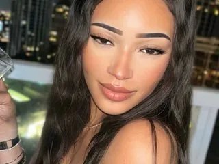 ValeriaImaniLin from Streamate