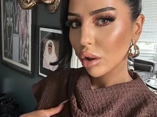 VelvetVonBlack_UK from Streamate