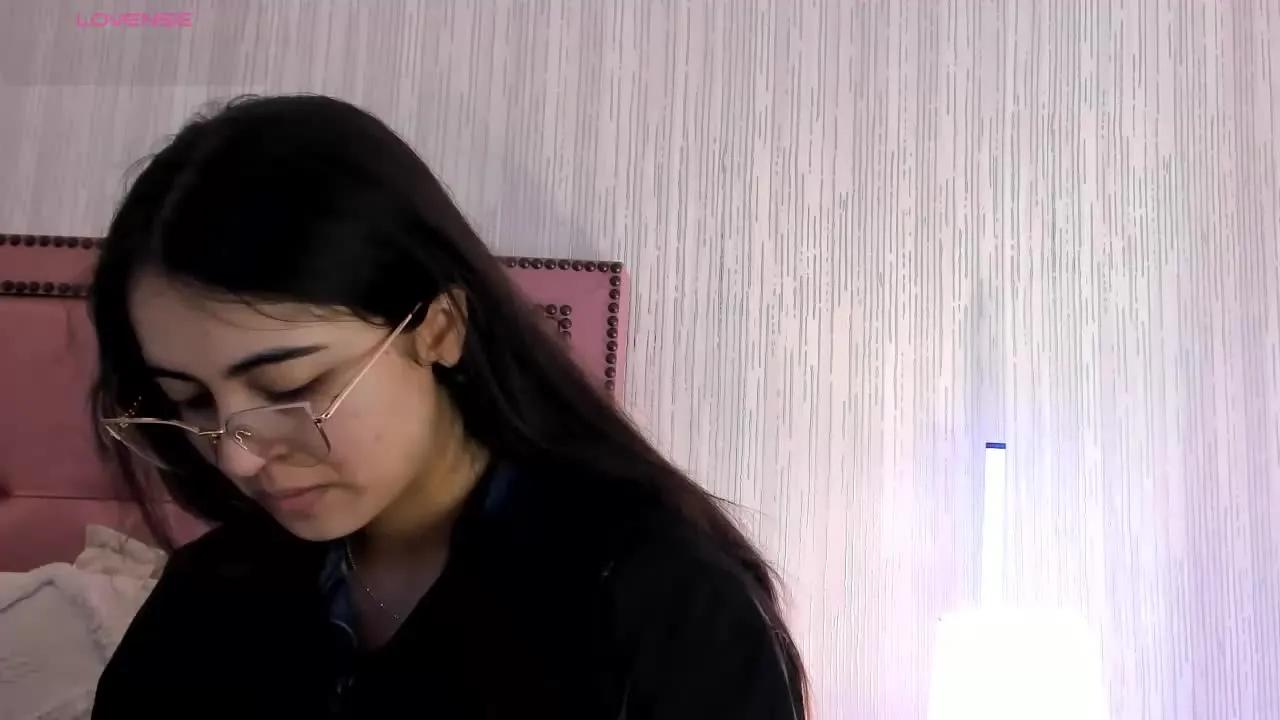 Watch 23 years old AlissaScott from Streamray AlissaScott from Streamray