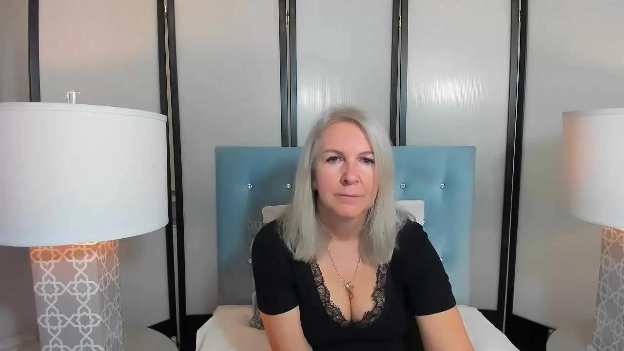 EricaWOMAN from Streamray