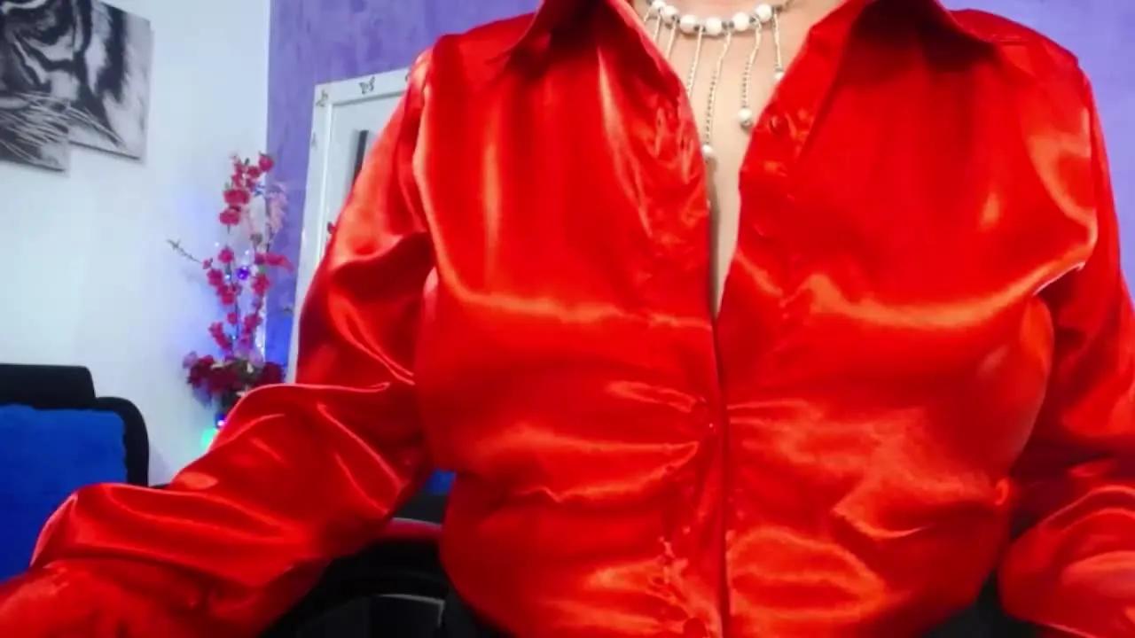 Hot Sarasmith2 wants you to fuck her body now sarasmith2 from Streamray