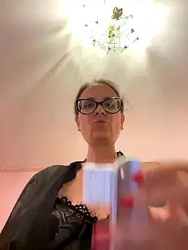 NataKitten from StripChat