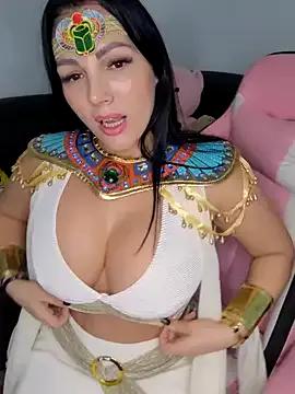 ReiyaRey from StripChat